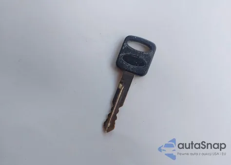 1999 Ford E-350 Super Duty Xl/Xlt z USA, uszkodzony, nr VIN 1FBSS31S9XHA78068